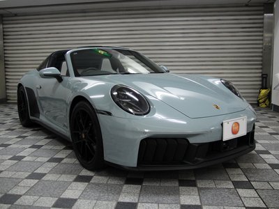 2025 Porsche 911 photo 4