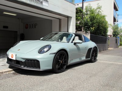 2025 Porsche 911 photo 15