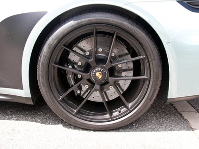 2025 Porsche 911 thumbnail 25