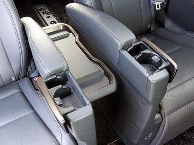 2024 Toyota ALPHARD 照片 25