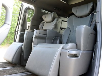 2024 Toyota ALPHARD 照片 23