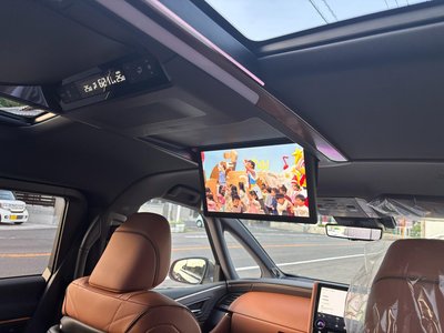 صورة 61 لـ 2025 Toyota VELLFIRE