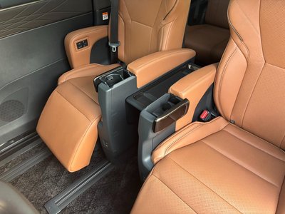 صورة 58 لـ 2025 Toyota VELLFIRE