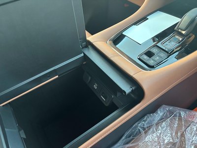 صورة 46 لـ 2025 Toyota VELLFIRE