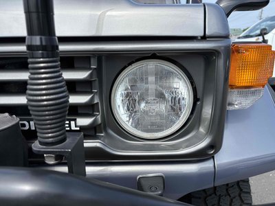 1998 Toyota LAND CRUISER 70 — миниатюра 17