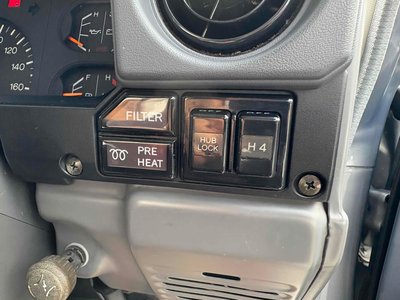 1998 Toyota LAND CRUISER 70 — миниатюра 46