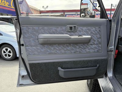 1998 Toyota LAND CRUISER 70 — миниатюра 64