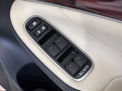 2013 Toyota CROWN — фото 41
