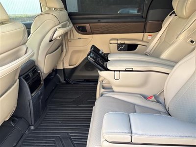 صورة 35 لـ 2024 Toyota ALPHARD
