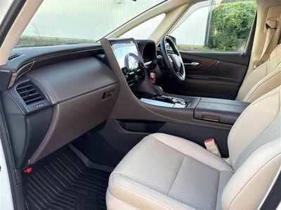 صورة 33 لـ 2024 Toyota ALPHARD