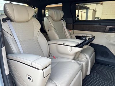 صورة 38 لـ 2024 Toyota ALPHARD