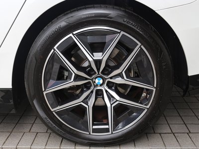 2025 BMW 5 SERIES thumbnail 17