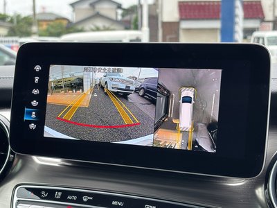 2023 Mercedes-BENZ V-CLASS photo 12