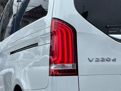 2023 Mercedes-BENZ V-CLASS photo 7