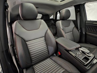 صورة 13 لـ 2016 Mercedes-BENZ GLE