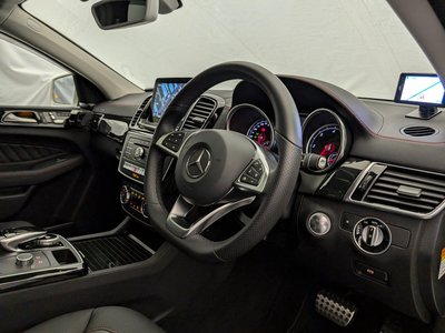 صورة 15 لـ 2016 Mercedes-BENZ GLE