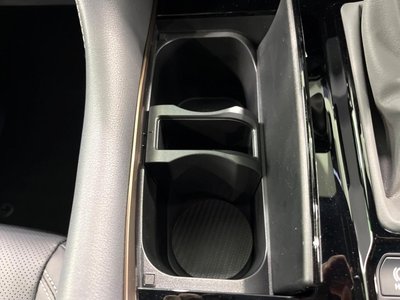 صورة 67 لـ 2025 Toyota ALPHARD