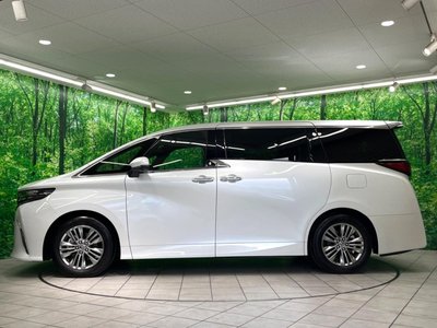 صورة 78 لـ 2025 Toyota ALPHARD