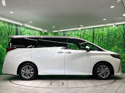 صورة 79 لـ 2025 Toyota ALPHARD