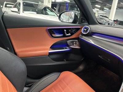 2026 Mercedes-BENZ C-CLASS AMG thumbnail 27