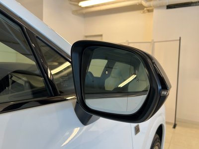 2026 Lexus RX thumbnail 38