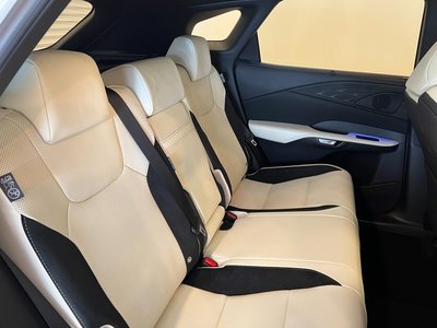 2026 Lexus RX thumbnail 31