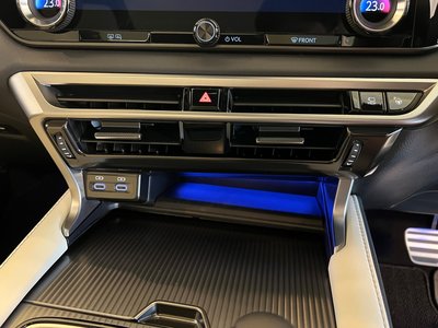 2026 Lexus RX thumbnail 27