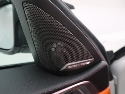صورة 11 لـ 2021 BMW M4 COUPE