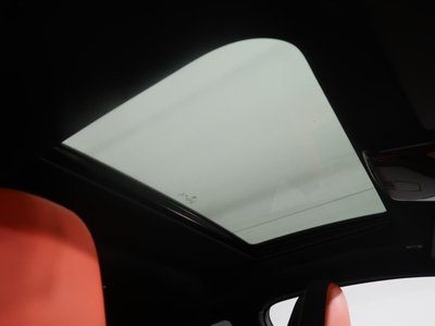 صورة 10 لـ 2021 BMW M4 COUPE