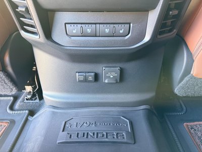 2024 Toyota TUNDRA thumbnail 40