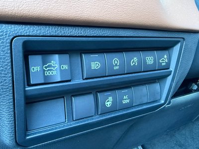 2024 Toyota TUNDRA thumbnail 39