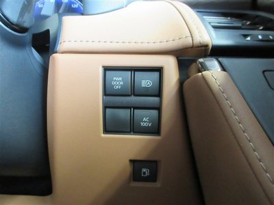 صورة 37 لـ 2023 Toyota VELLFIRE