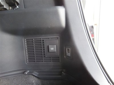 صورة 28 لـ 2023 Toyota VELLFIRE