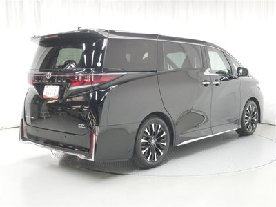 صورة 3 لـ 2023 Toyota VELLFIRE