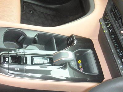 2024 Toyota CROWN SPORT photo 12