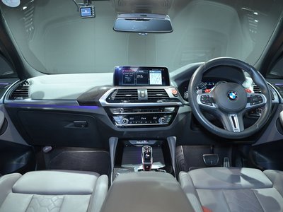 2021 BMW X4 M thumbnail 21