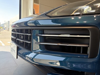 صورة 6 لـ 2024 Porsche CAYENNE