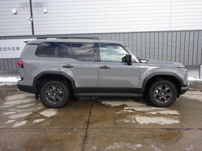 صورة 5 لـ 2025 Lexus GX