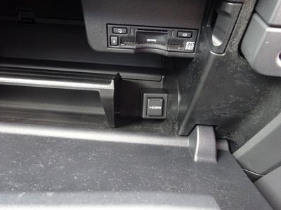 صورة 18 لـ 2025 Lexus GX