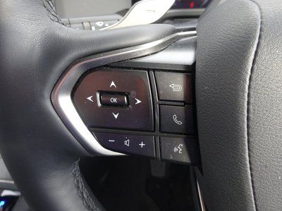صورة 11 لـ 2025 Lexus GX