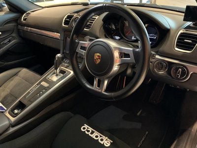 2015 Porsche CAYMAN photo 6