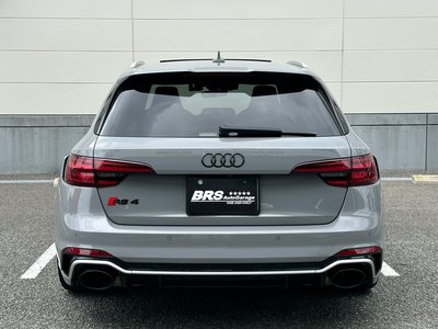 2020 AUDI RS4 AVANT photo 3
