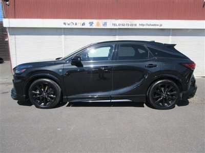 2023 Lexus RX photo 4