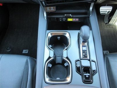 2023 Lexus RX thumbnail 23