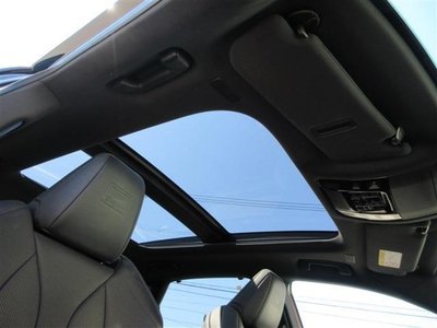 2023 Lexus RX thumbnail 36