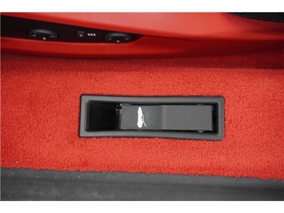2014 Ferrari 458 SPIDER thumbnail 25
