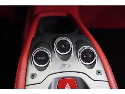 2014 Ferrari 458 SPIDER thumbnail 18
