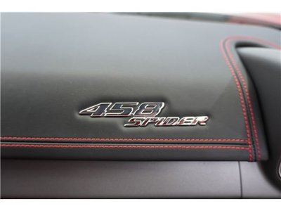 2014 Ferrari 458 SPIDER thumbnail 28