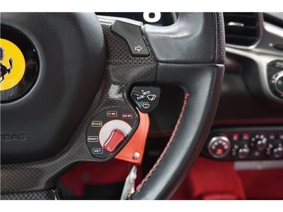 2014 Ferrari 458 SPIDER thumbnail 16