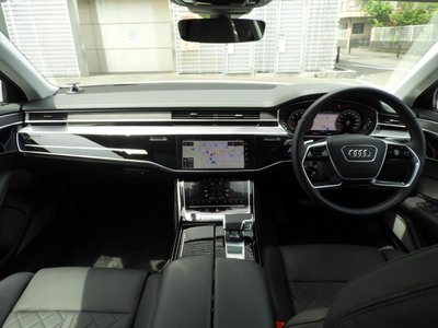 صورة 6 لـ 2025 AUDI A8